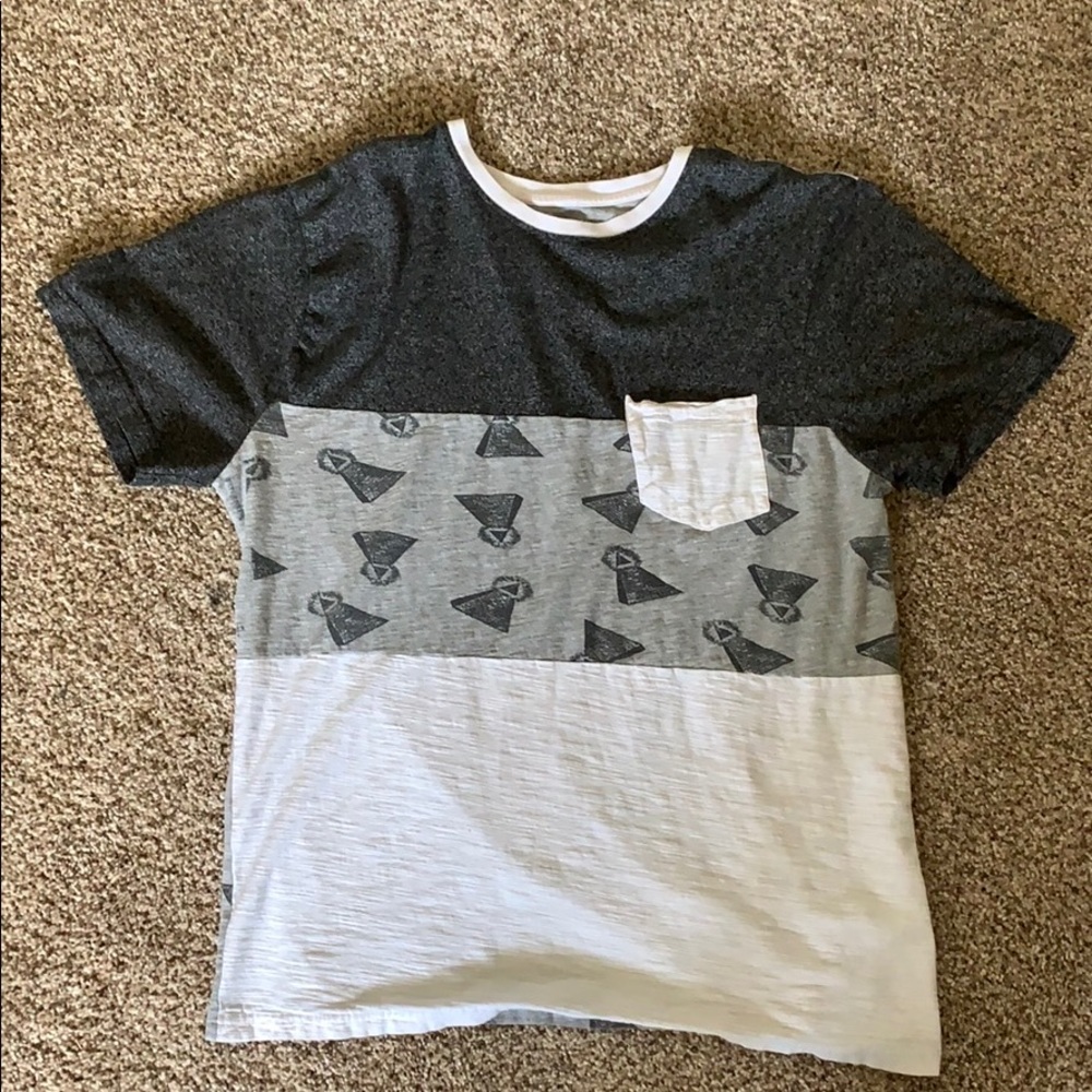 Rustic Souls Triangle Print T-Shirt